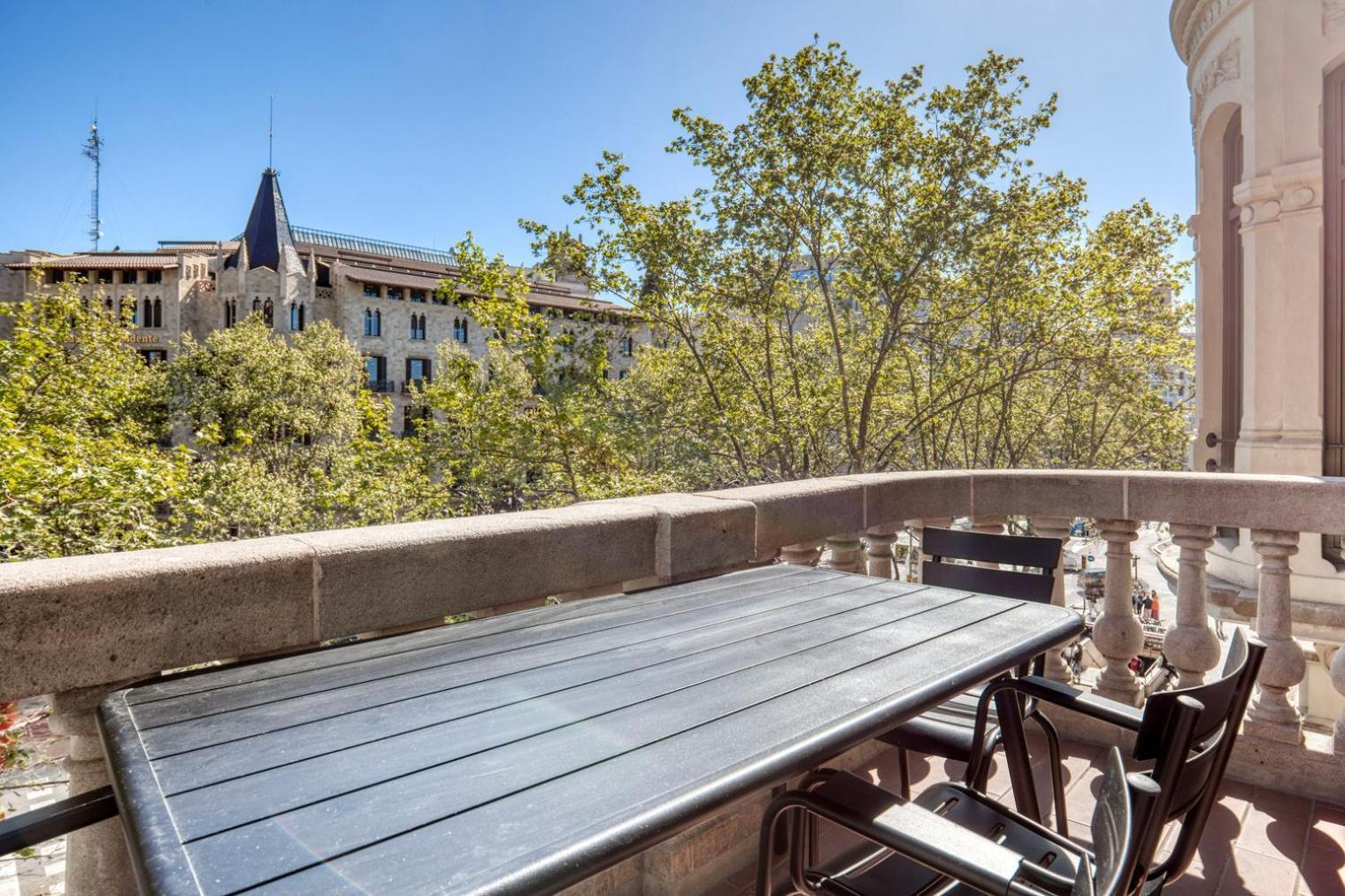 Blueground Paseo De Gracia Furnished Bcn-95